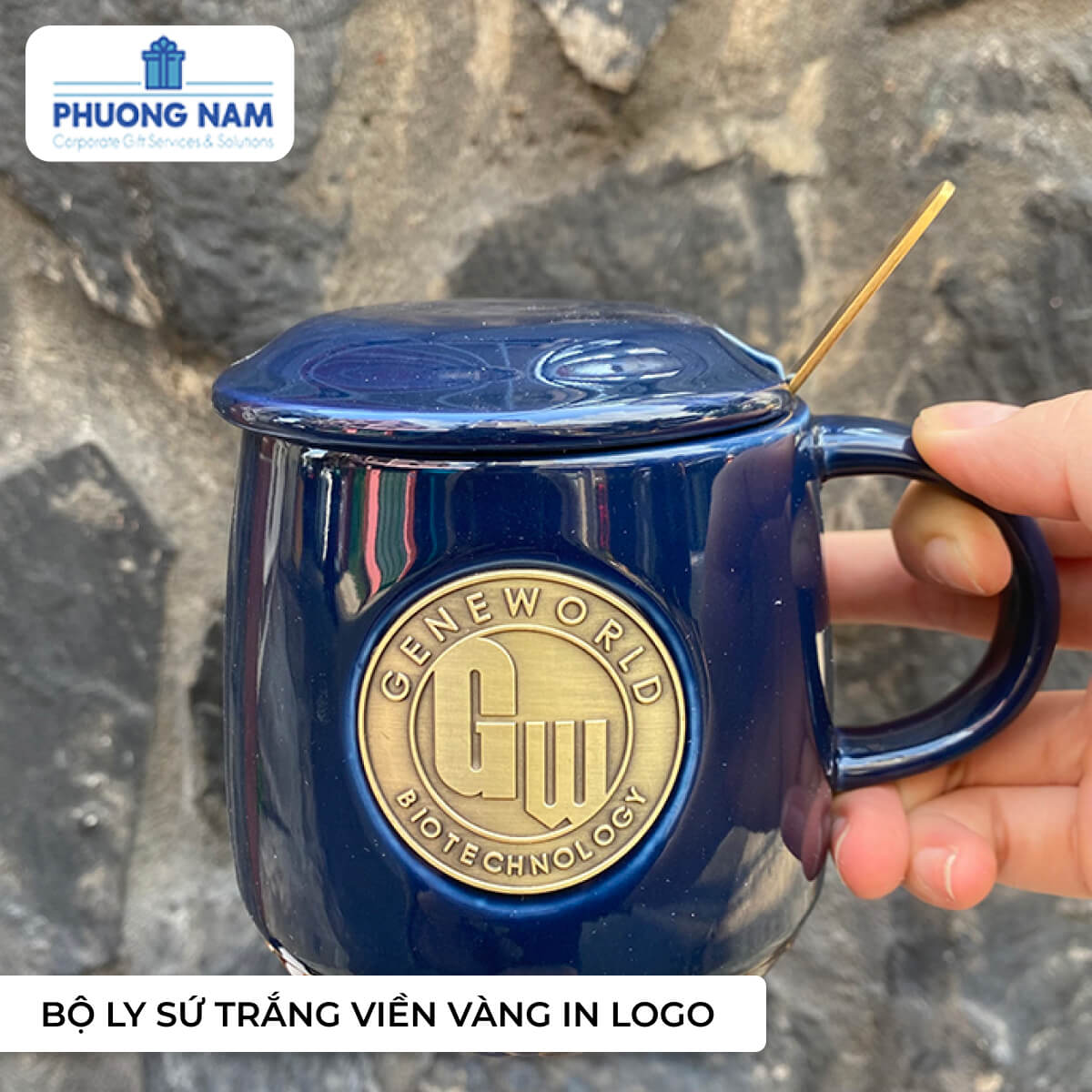 Bộ ly sứ xanh gắn logo kim loại cao cấp